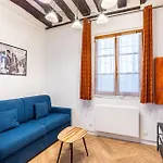 GuestReady - Apt Élégant Proche du Panthéon pour 3